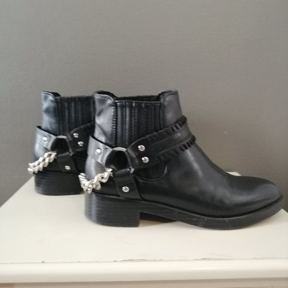 Pull&Bear Rocker Booties with Chain - Picture 2 of 4